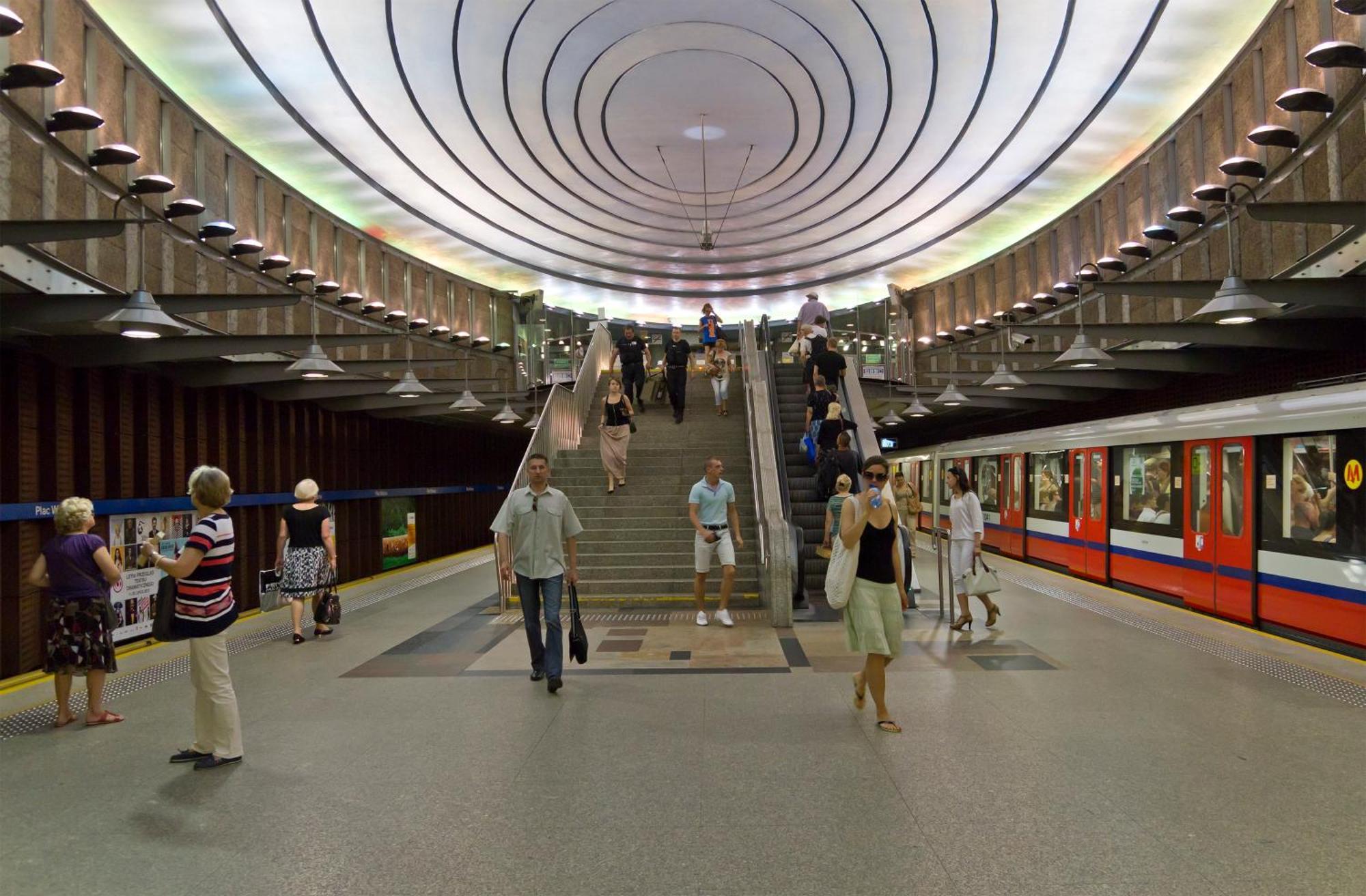 Zzzoliborski Sen - Metro Plac Wilsona - Zoliborz *